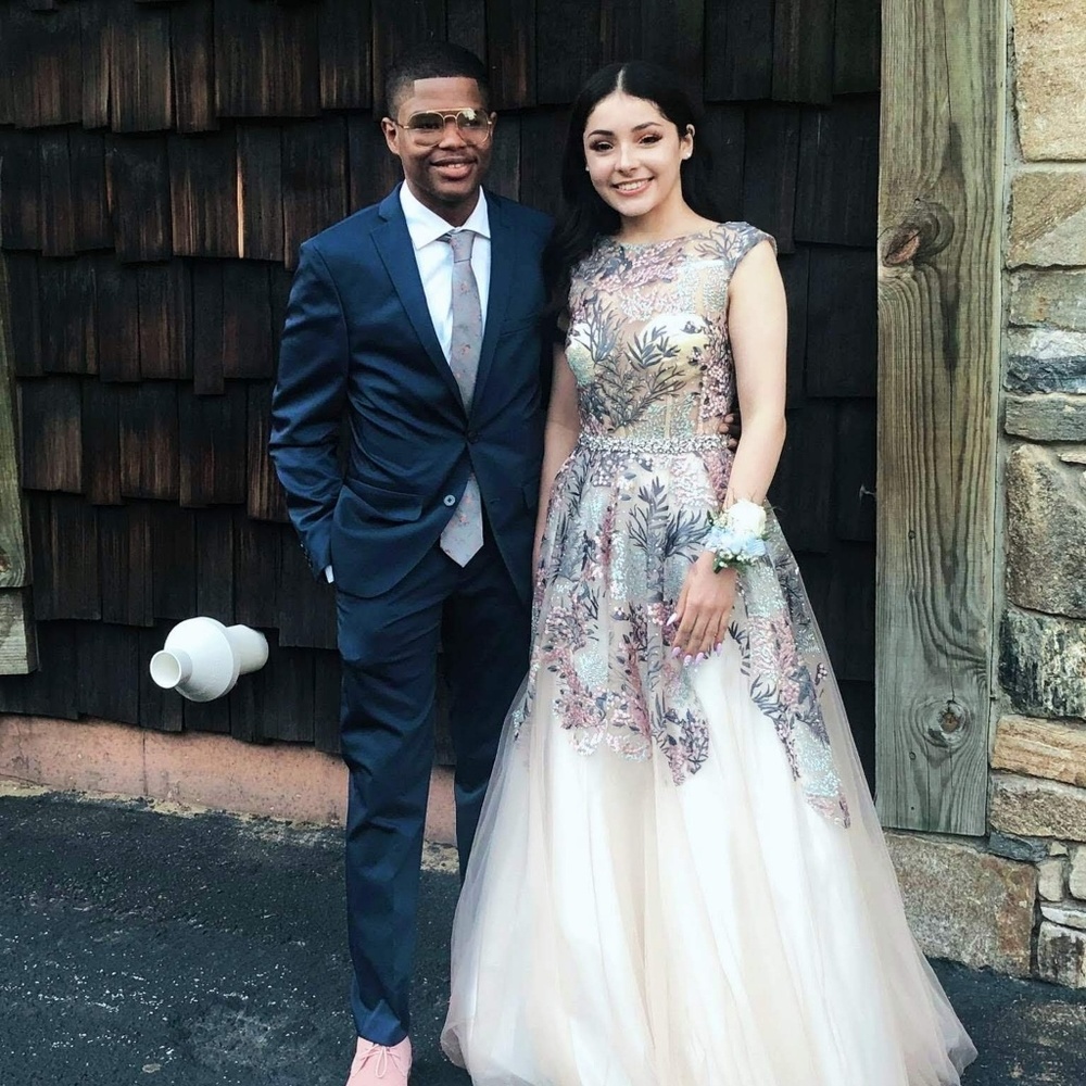 Prom Dress - Picture 2 of 7
